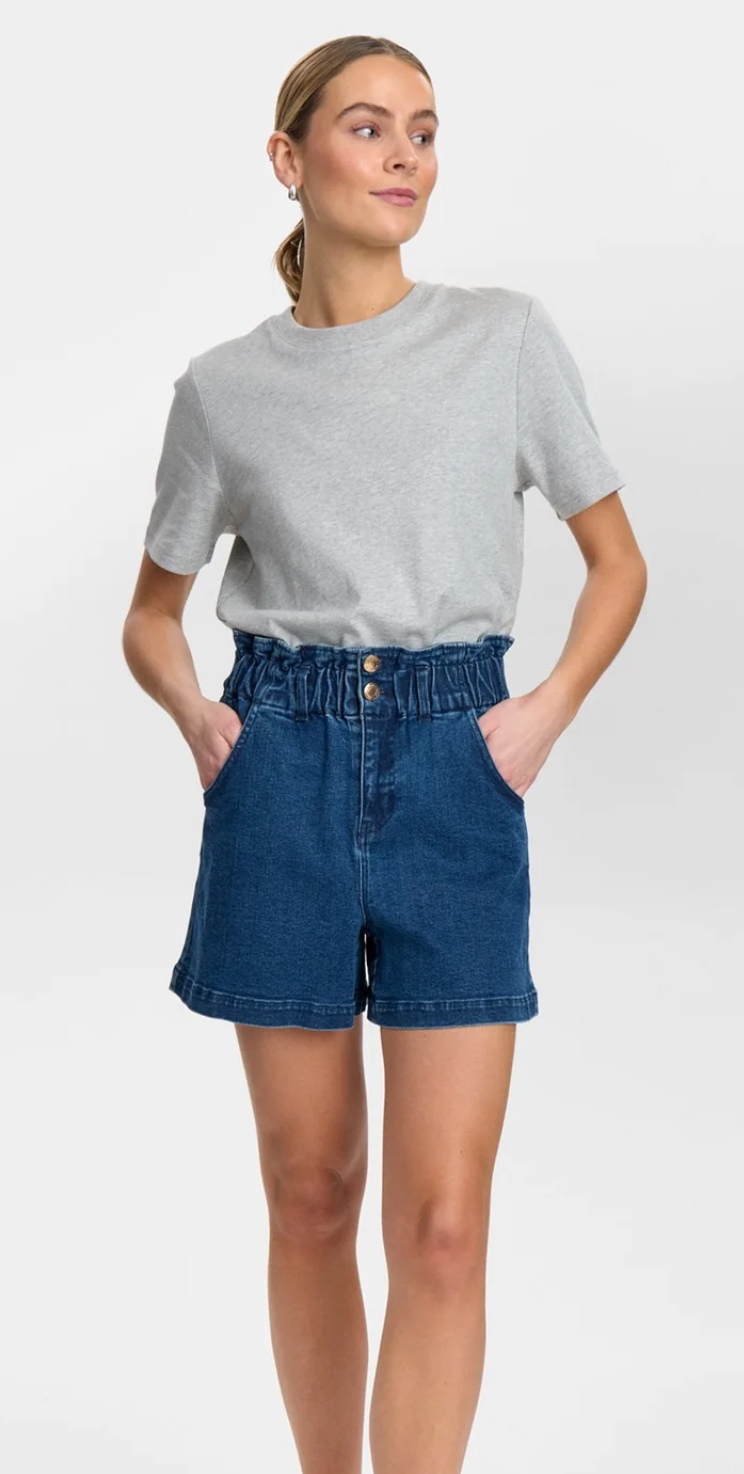 Short denim taille haute paperbag Nümph