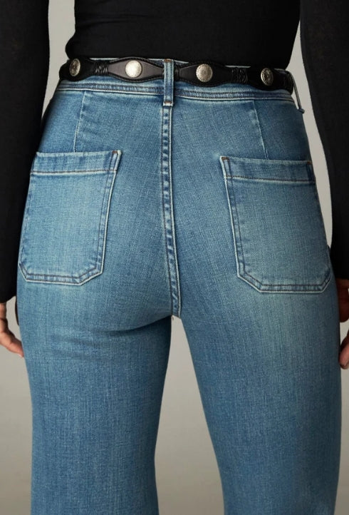 Jean flare "Leao" chez Maison Hotel