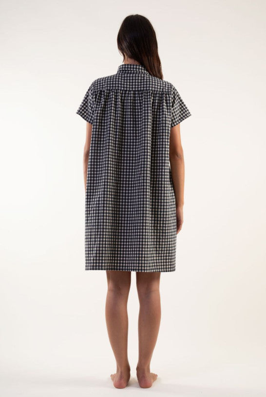 Robe courte manches courtes "Sanary" chez Drolatic
