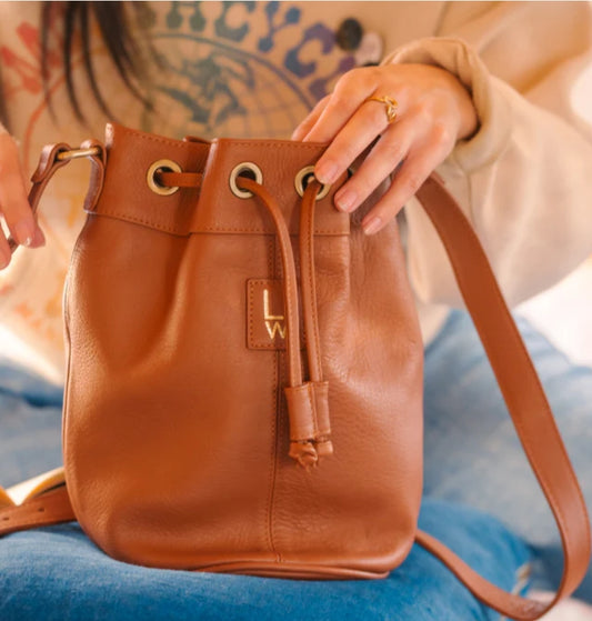 Sac seau cognac "Little Jimi" chez Little Wings
