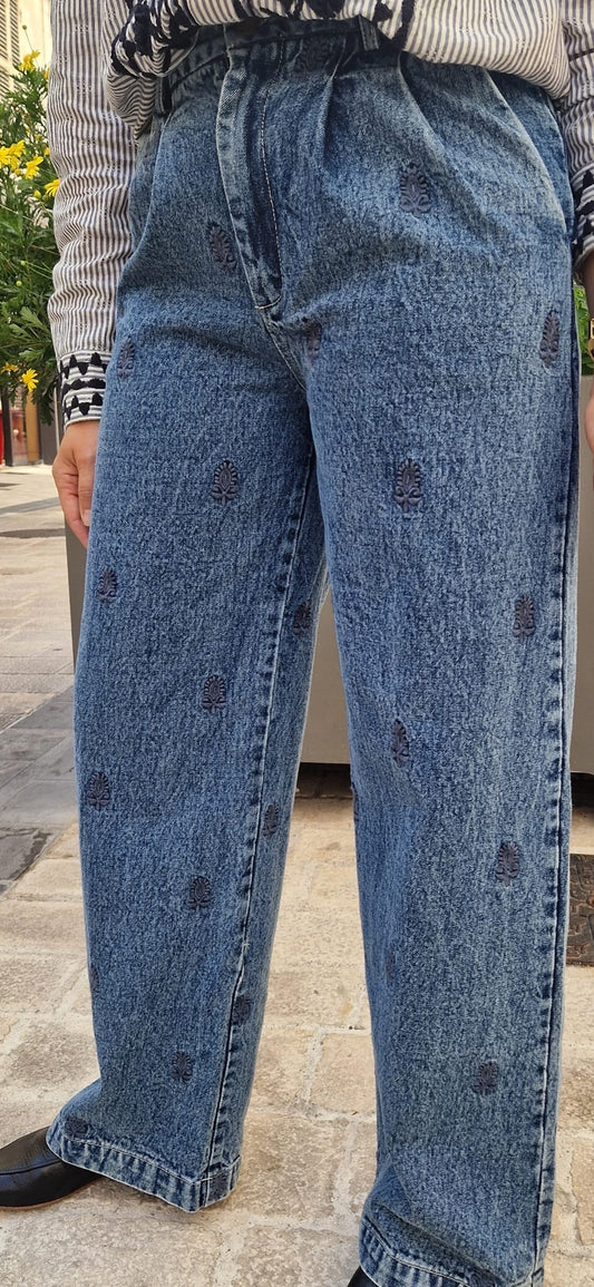 Jean Paco brodé fleurs Maison Hotel