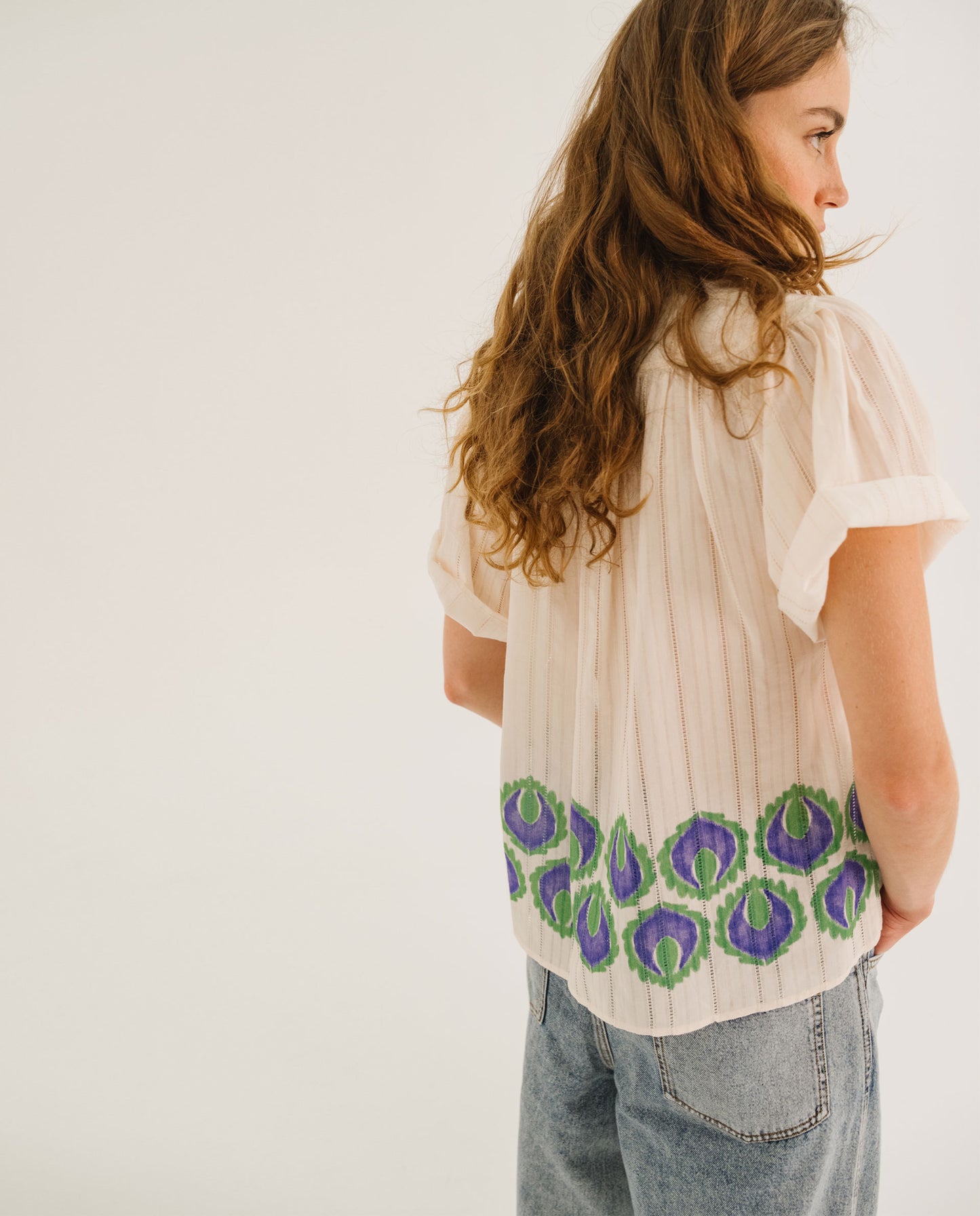 Chemise manches courtes "Ellie" chez Tinsels