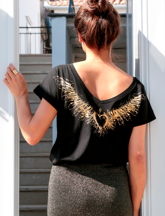 T-shirt col V à imprimé ailes NINE Tees