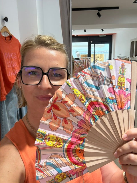 Eventail "Fanfun" thème Enchantered chez Wild