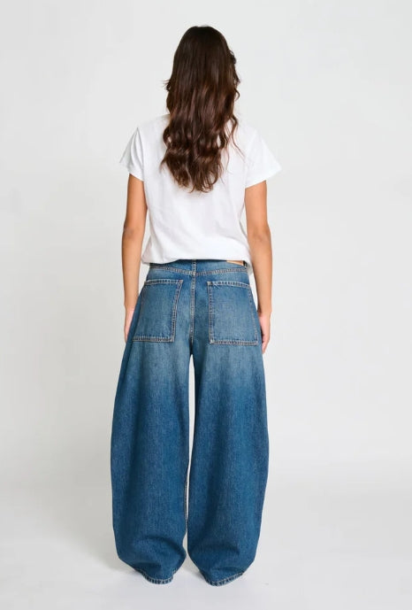 Jean barrel "Elton" chez Red Legend