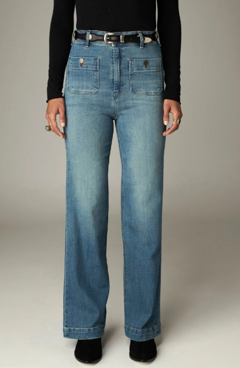 Jean flare "Leao" chez Maison Hotel