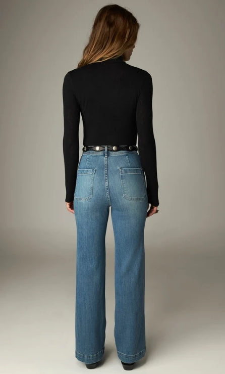 Jean flare "Leao" chez Maison Hotel