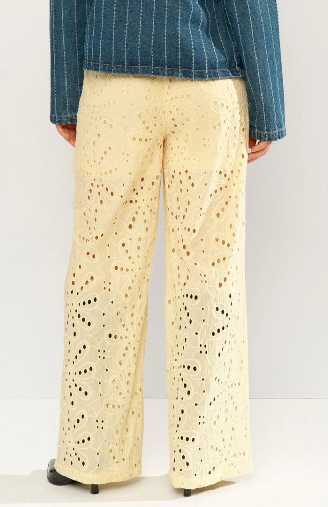 Pantalon large "Palma" chez Nümph