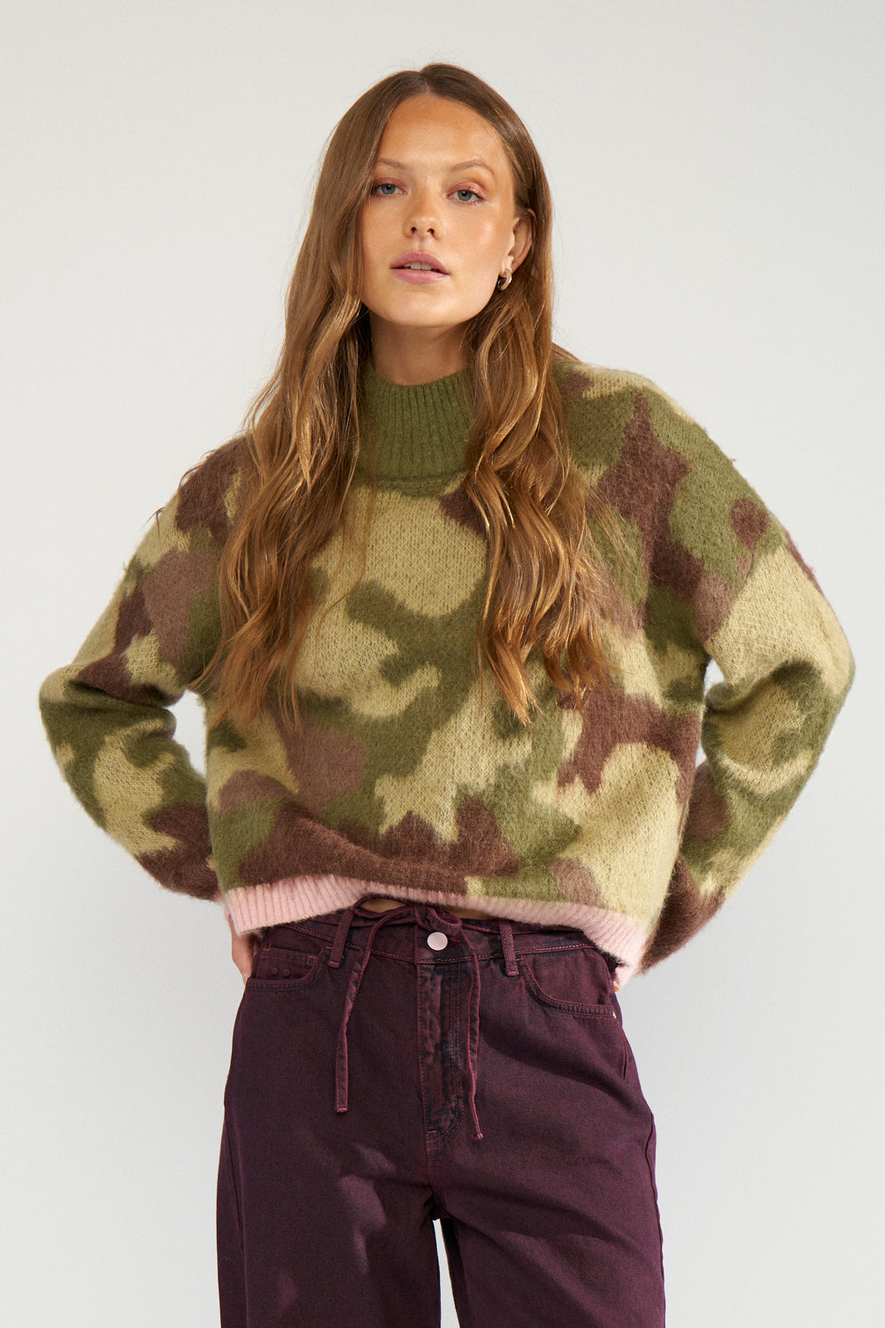 Pull col montant "Camu" chez Nümph