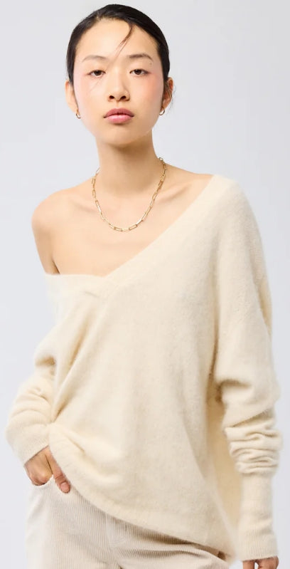 Pull col V Majestic Filatures