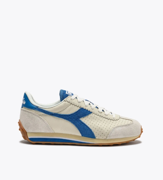 Basket basse bleu "Rally punched" chez Diadora