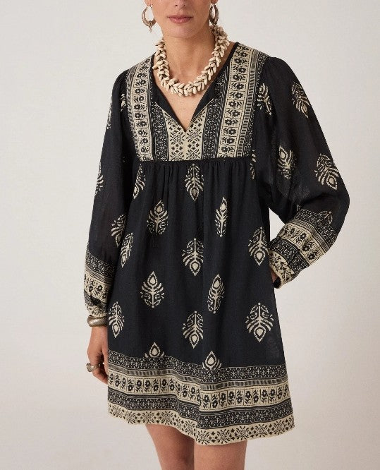 Robe courte manches longues "Celeste" chez Maison Hotel