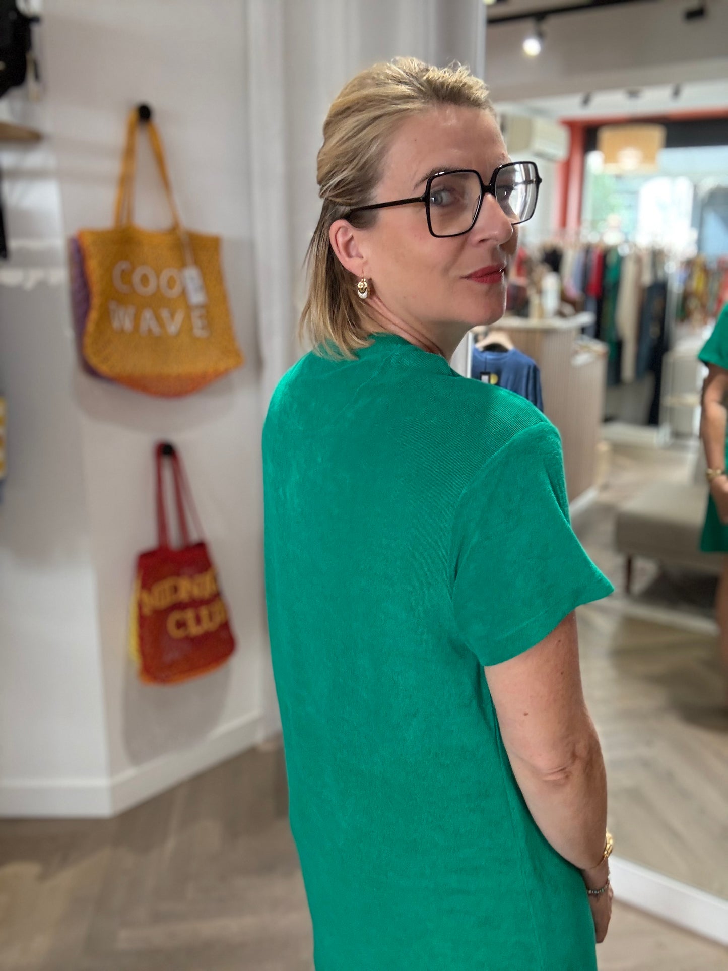 Robe courte manches courtes éponge "MiniLili" chez Marcello