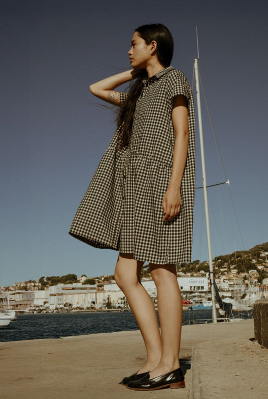 Robe courte manches courtes "Sanary" chez Drolatic