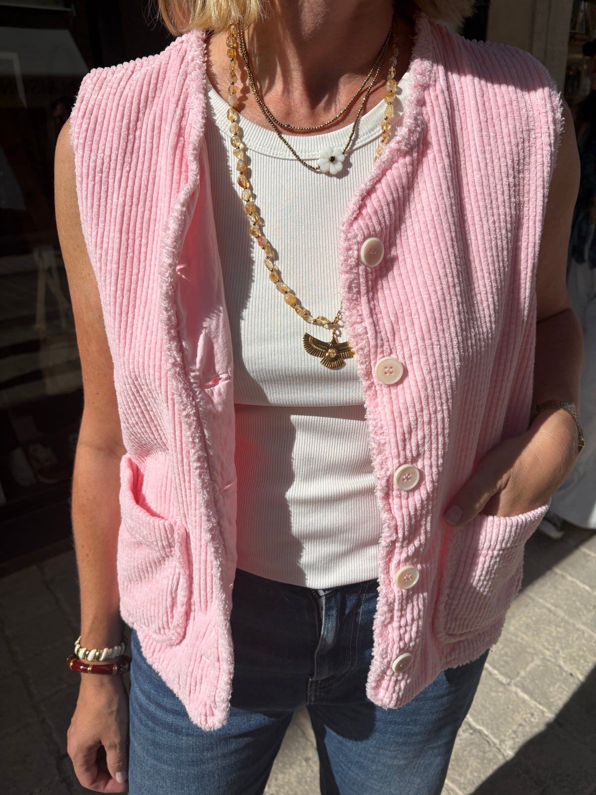 Veste velours sans manche "Saima" chez Drolatic