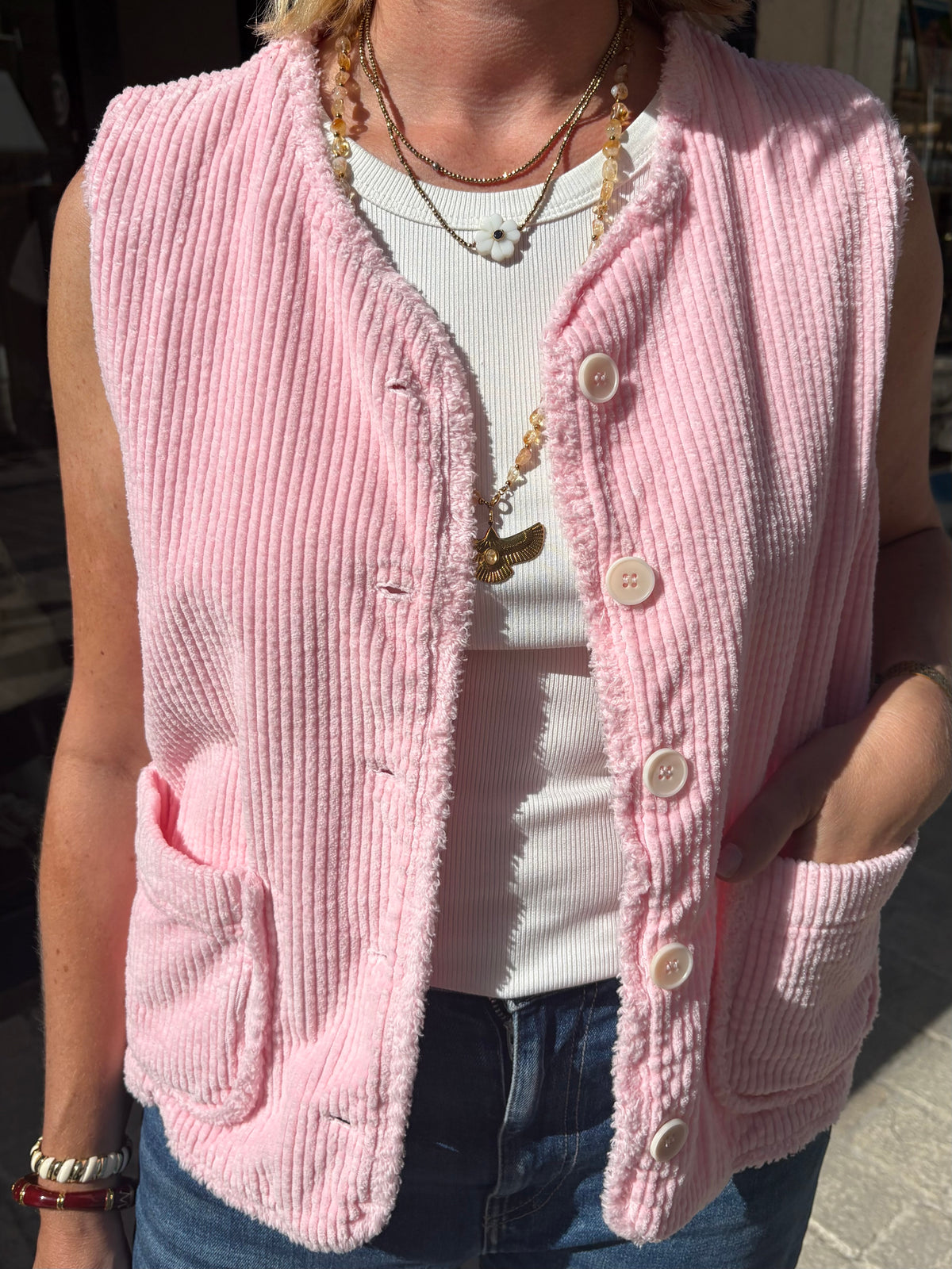 Veste velours sans manche "Saima" chez Drolatic